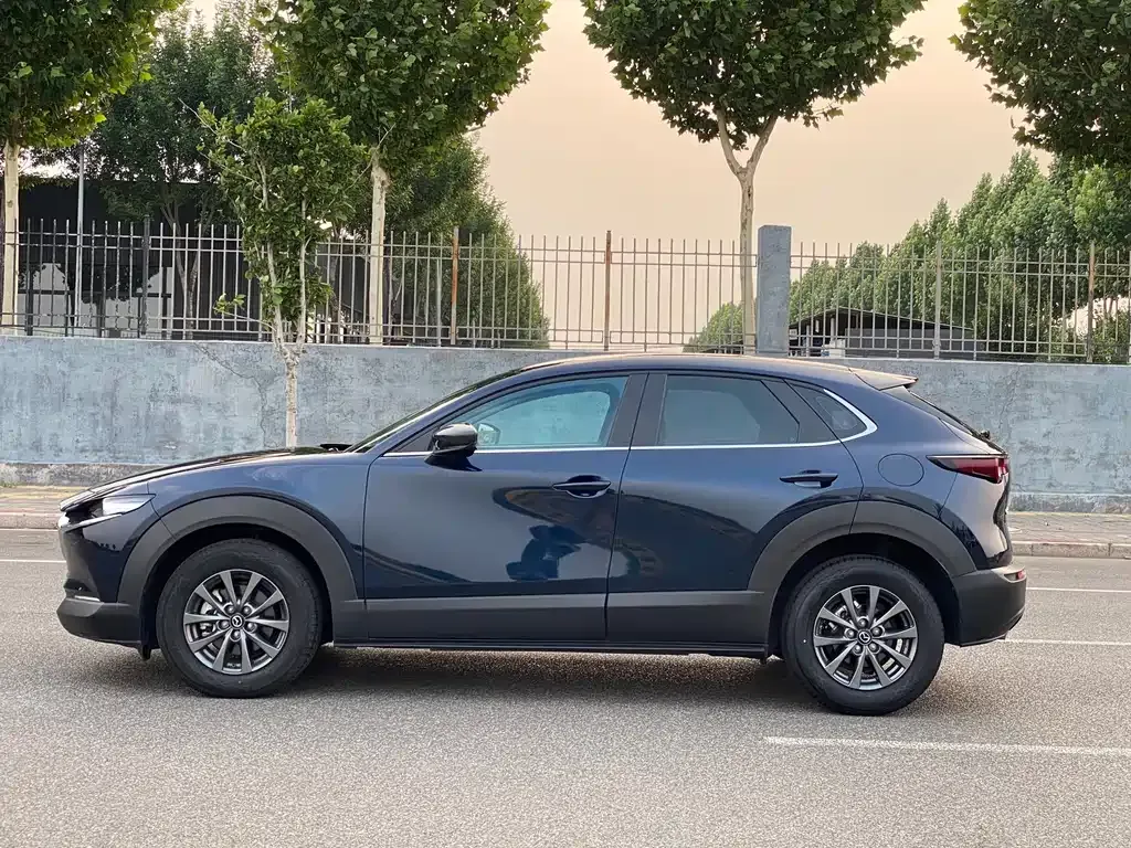 Mazda CX-30 2024 из CN, фото 9
