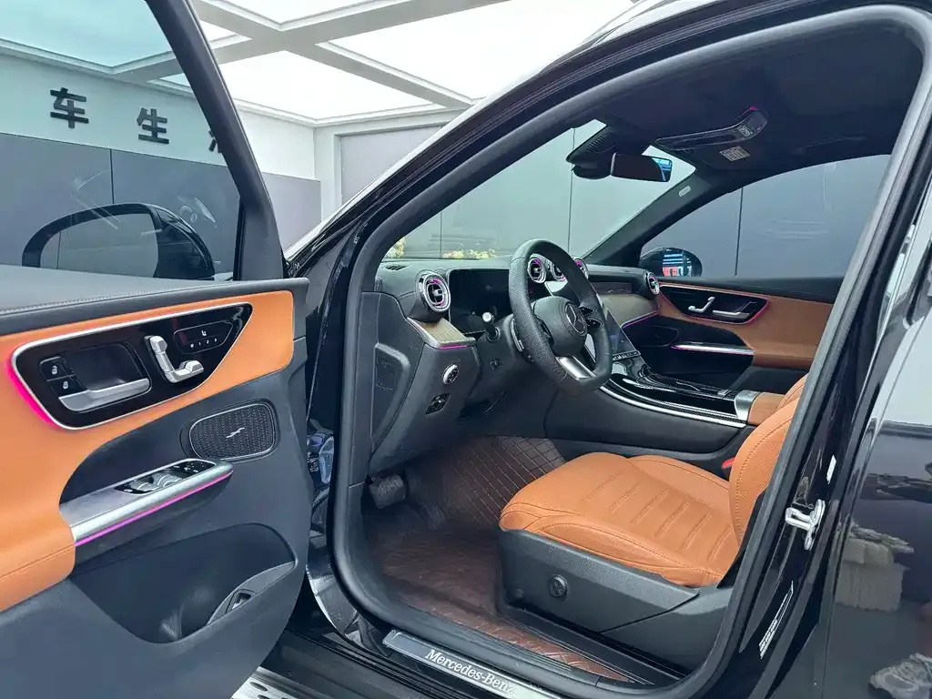 Mercedes-Benz GLC — фото 10