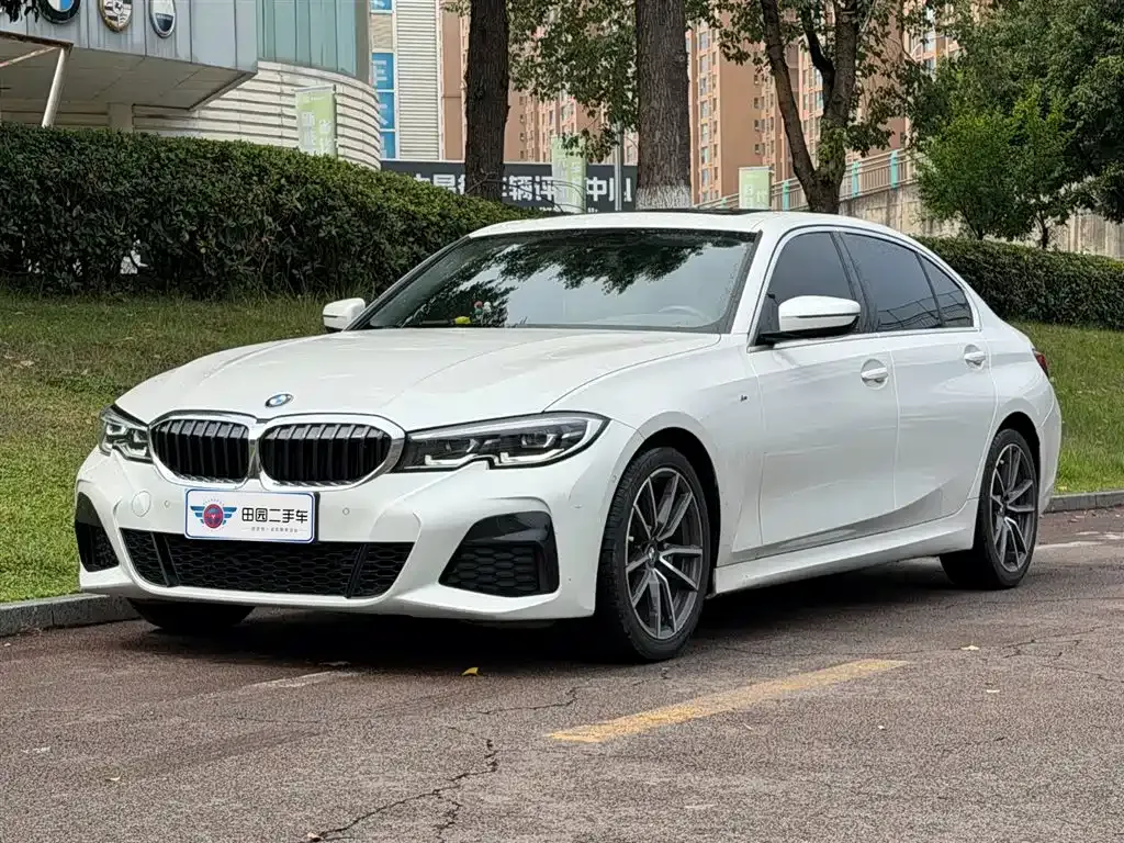 BMW 3 Series — фото 1