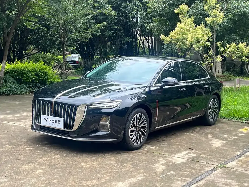 Hongqi H5 — фото 1
