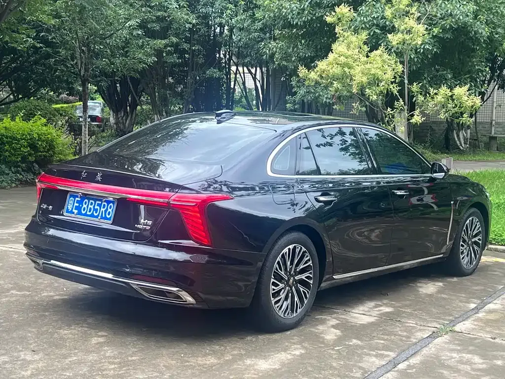 Hongqi H5 — фото 9