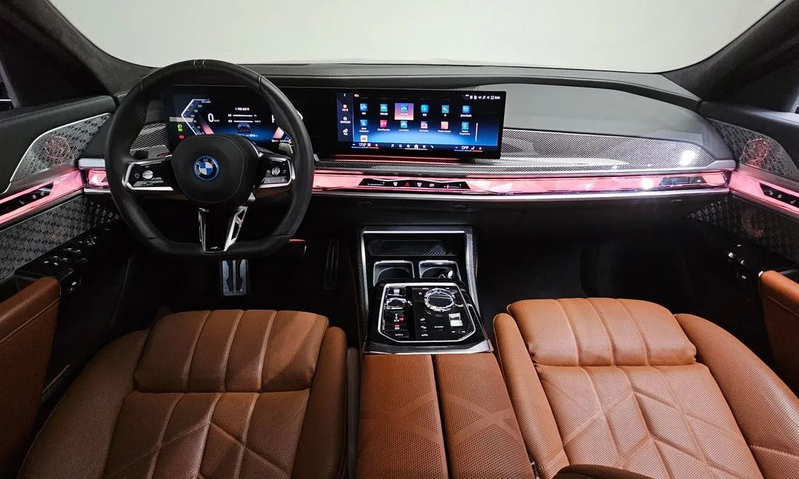 BMW 7-Series 2024 из KR, фото 10