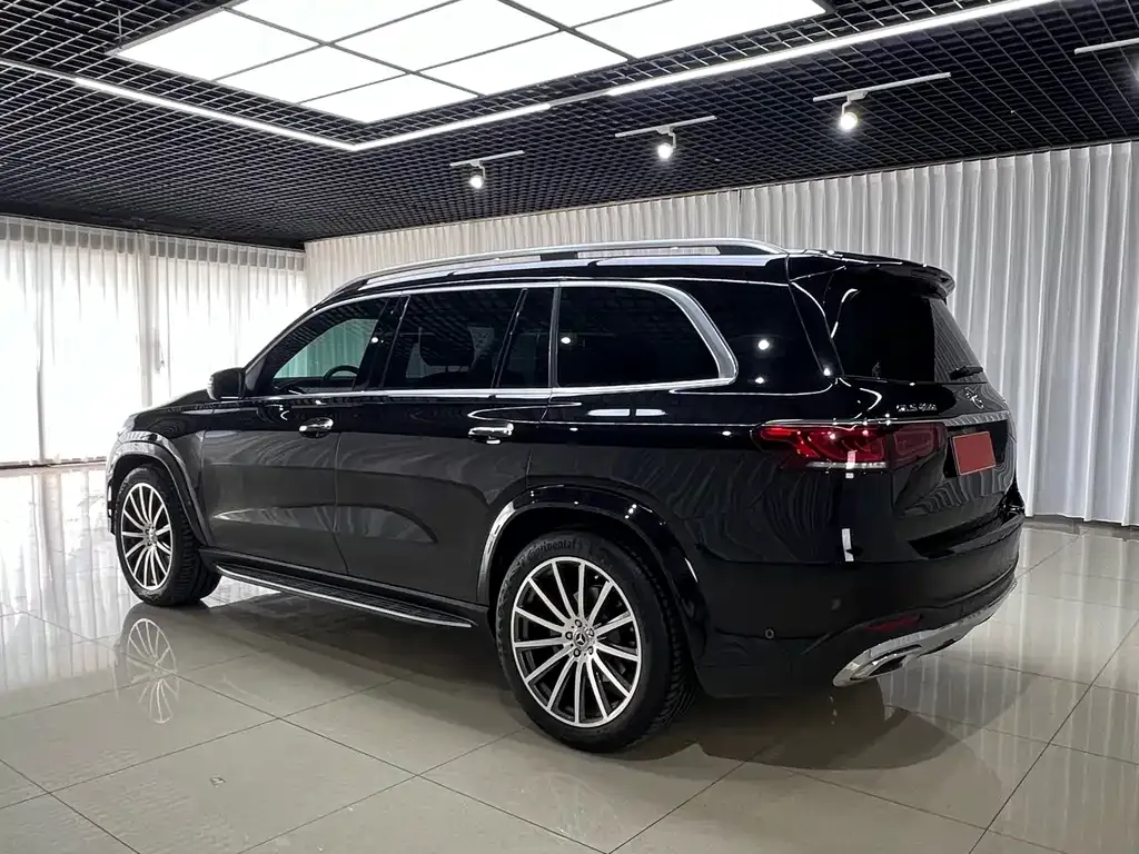 Mercedes-Benz GLS — фото 10