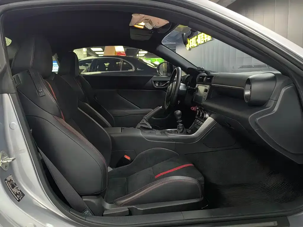 Subaru BRZ — фото 10