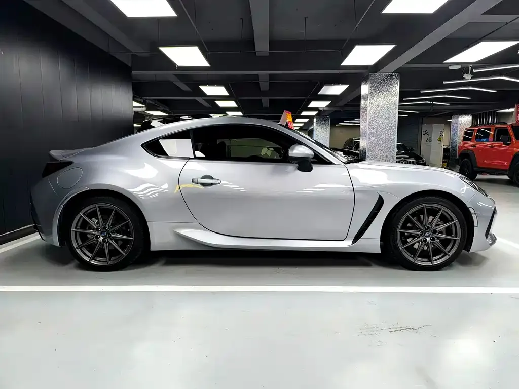 Subaru BRZ — фото 5