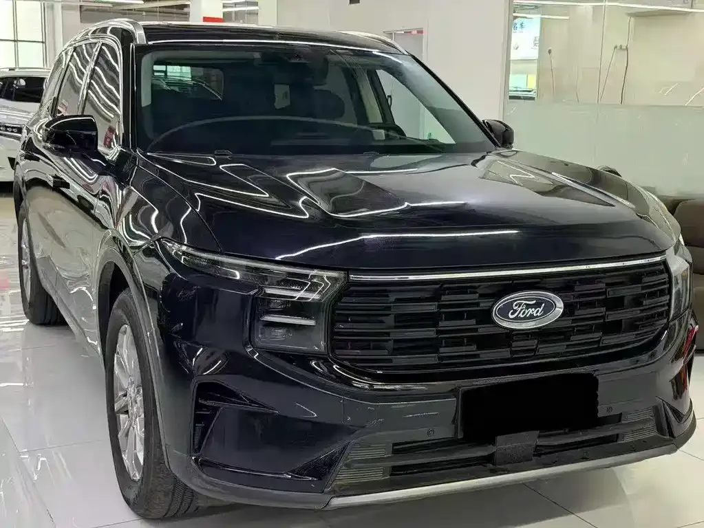 Ford Edge — фото 1