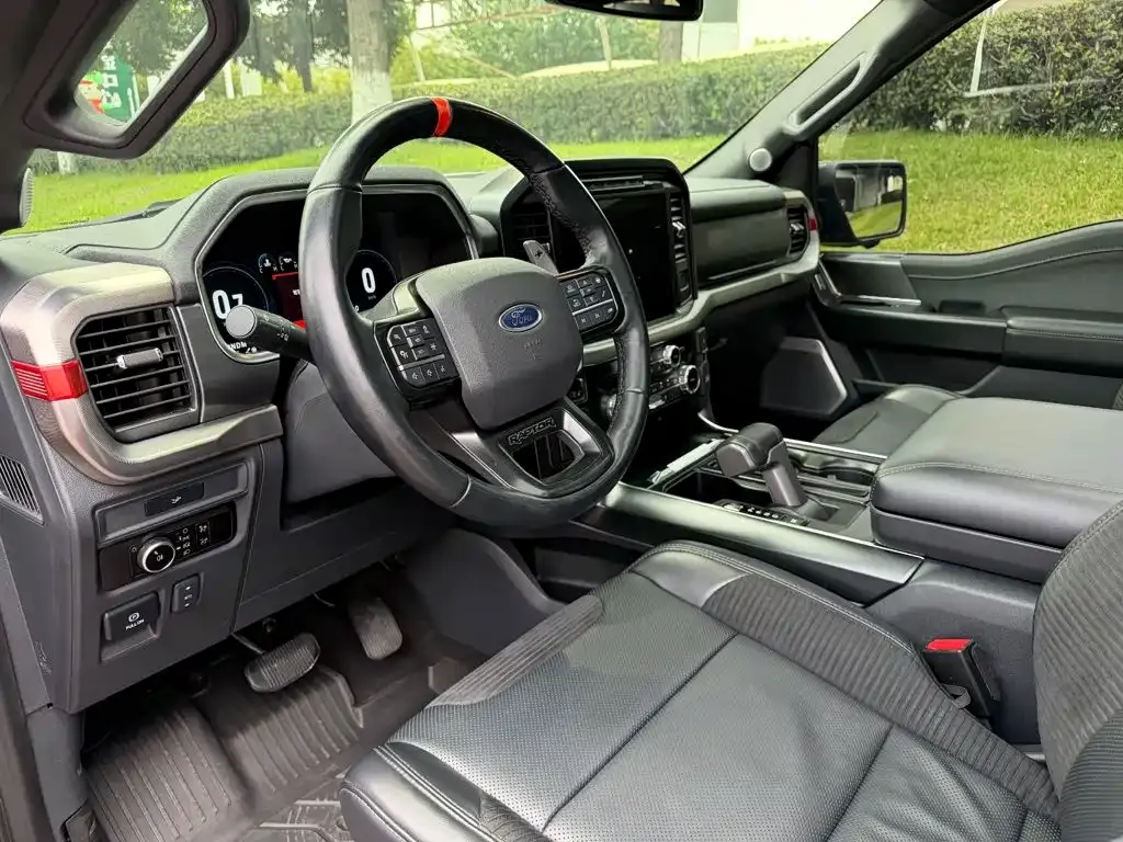 Ford F-150 Raptor — фото 8