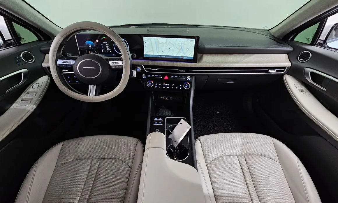 Hyundai Sonata — фото 2
