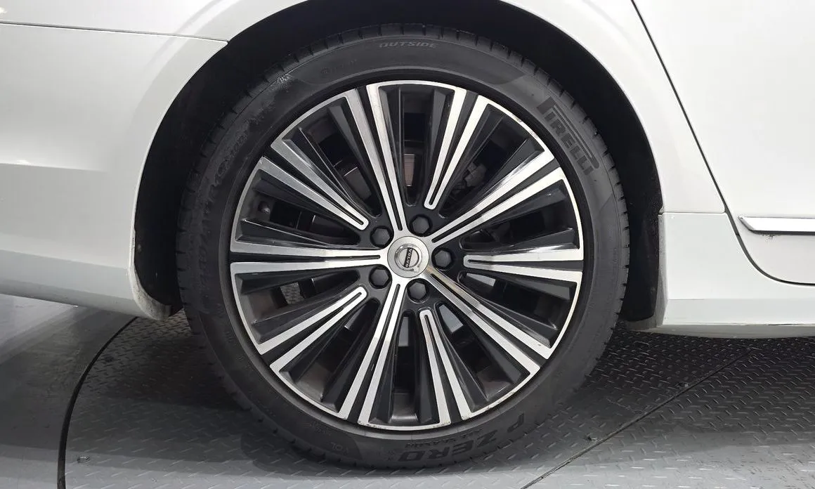 Volvo S90 — фото 6
