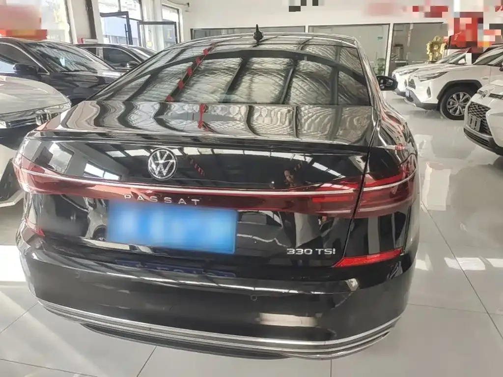 Volkswagen Passat — фото 3