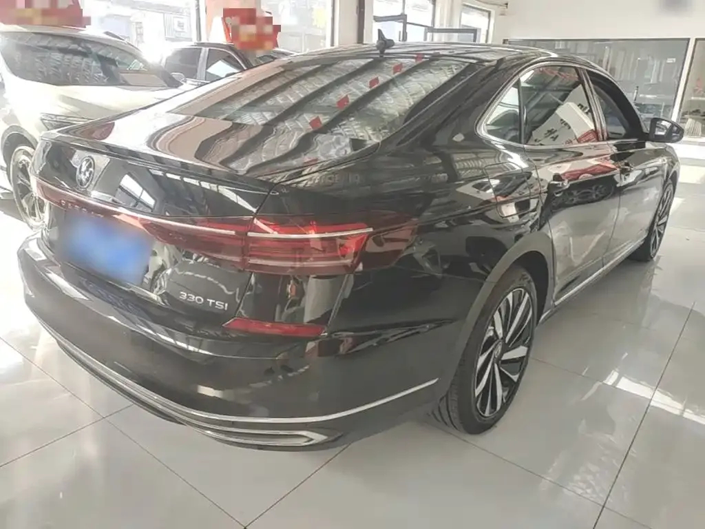 Volkswagen Passat — фото 2