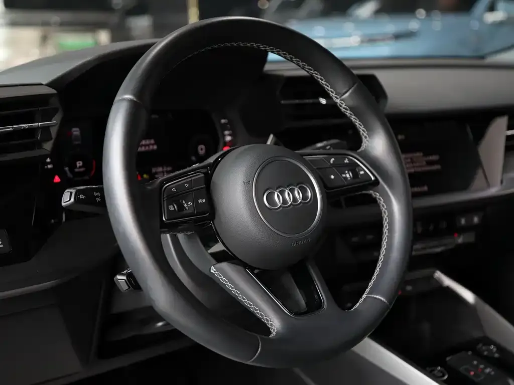 Audi A3 — фото 2