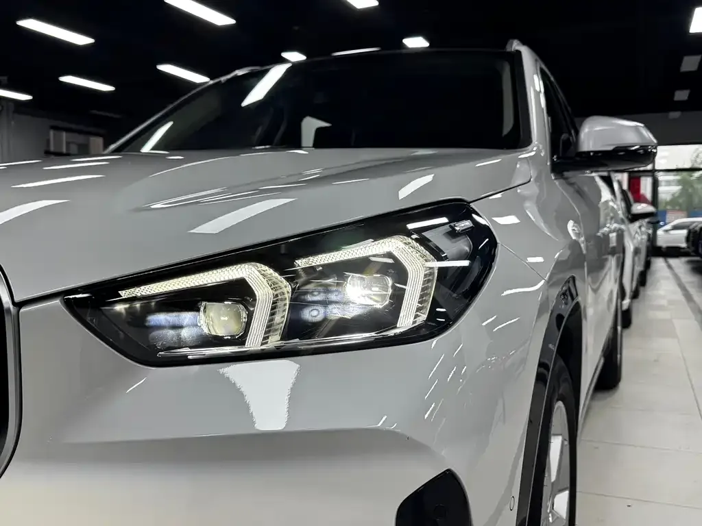 BMW X1 — фото 4