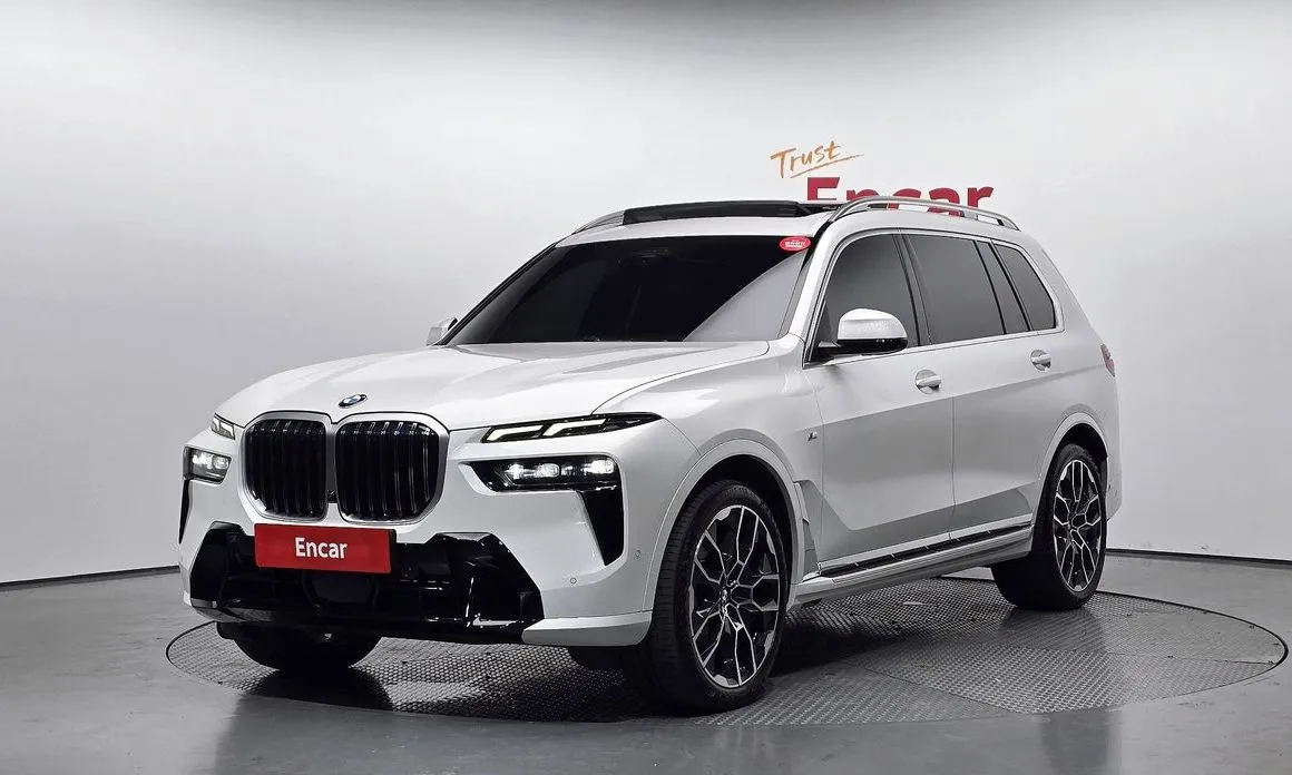 BMW X7 — фото 1