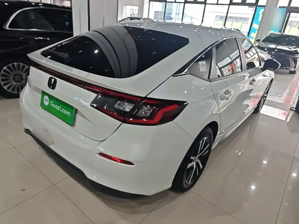 Honda Civic — фото 7