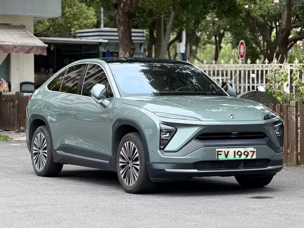 NIO EC6 — фото 8