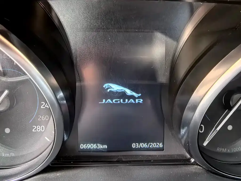 Jaguar F-PACE 2021 из CN, фото 4