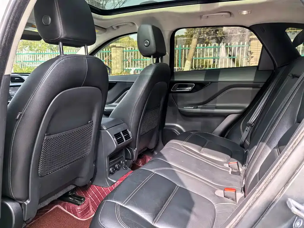 Jaguar F-PACE 2021 из CN, фото 3