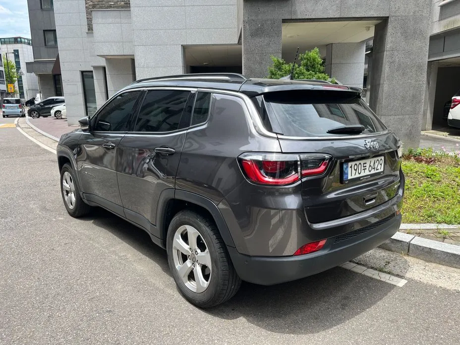 Jeep Compass 2021 из KR, фото 4