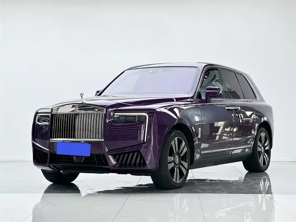 Rolls-Royce Cullinan — фото 1