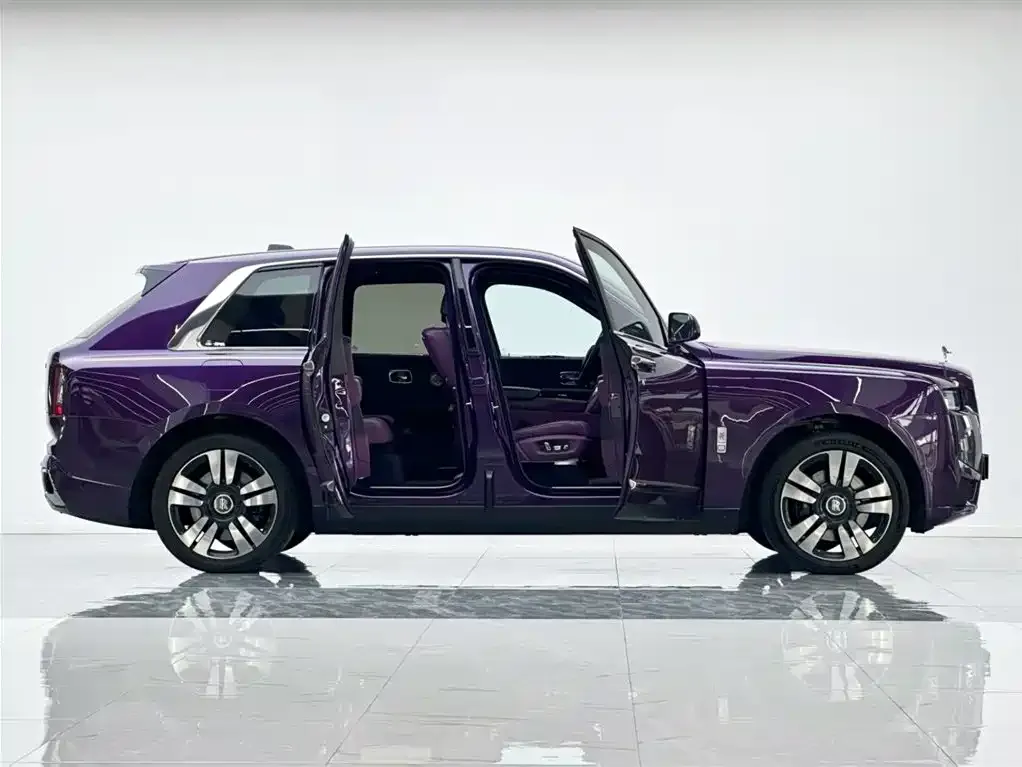 Rolls-Royce Cullinan — фото 7