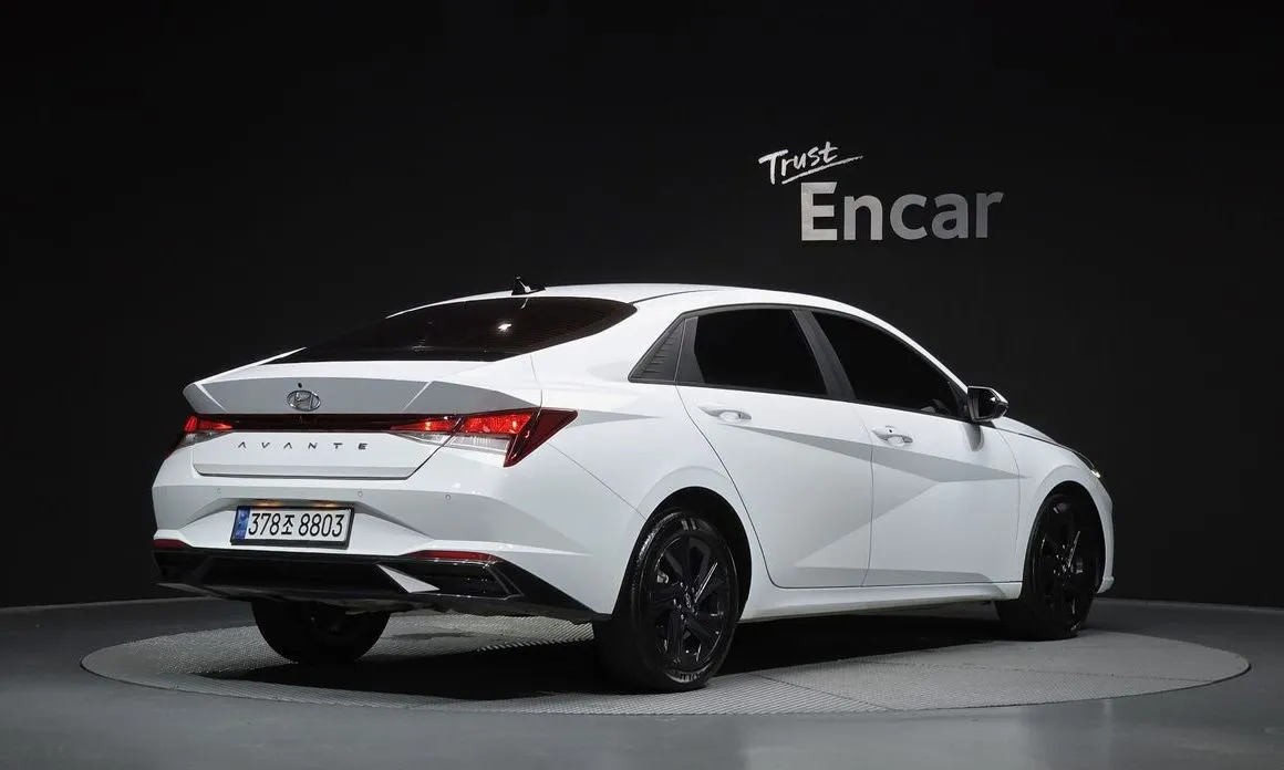 Hyundai AVANTE — фото 2