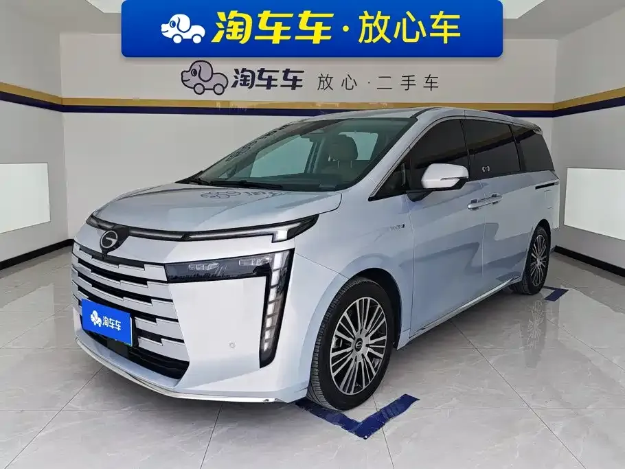 GAC Motor 传祺E8 PHEV — фото 1