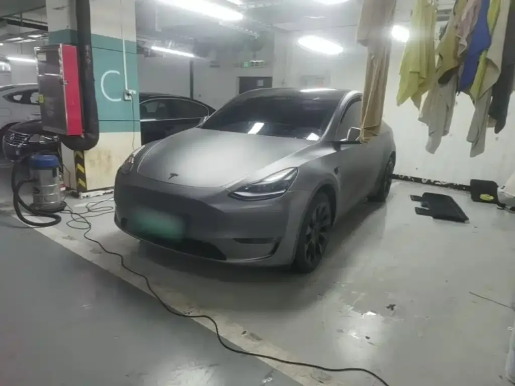 Tesla Model Y — фото 7