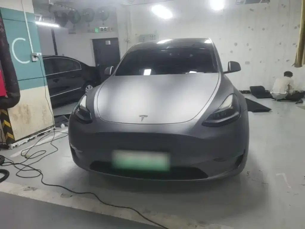 Tesla Model Y — фото 5