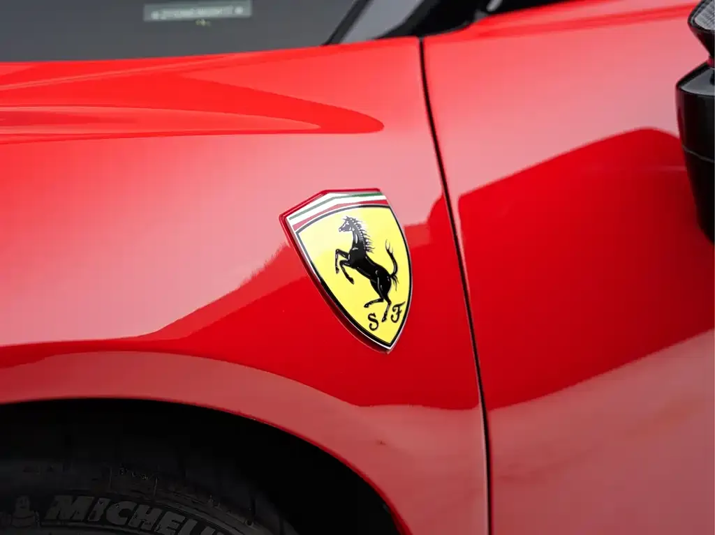 Ferrari SF90 — фото 8