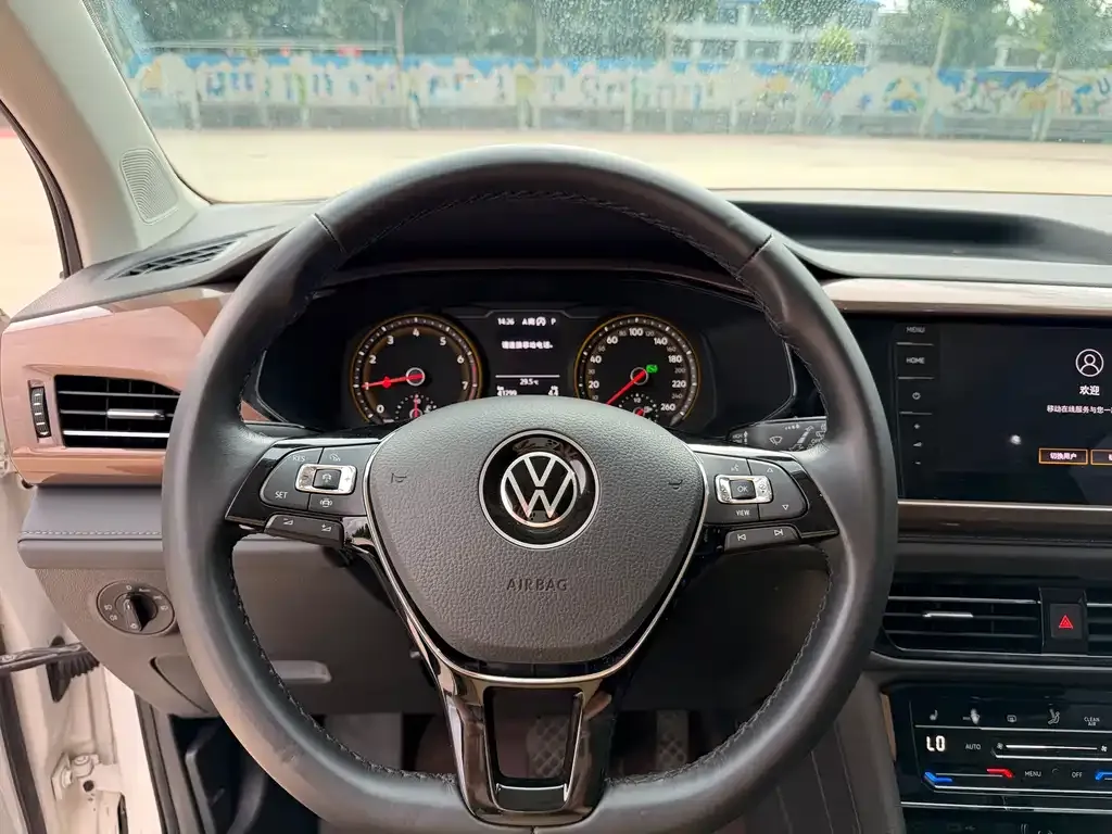 Volkswagen Tharu 2022 из CN, фото 4