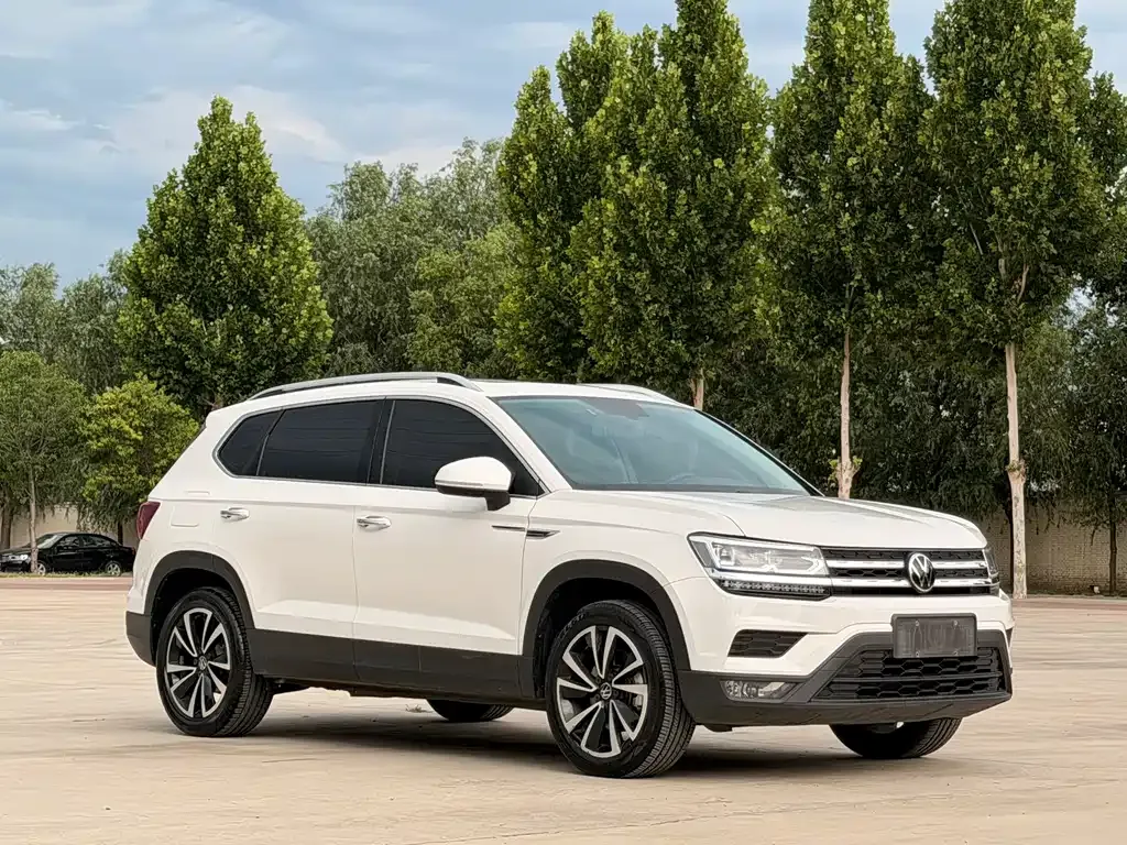 Volkswagen Tharu 2022 из CN, фото 9