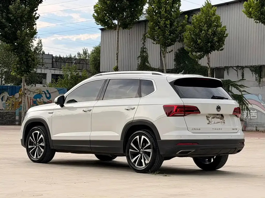 Volkswagen Tharu 2022 из CN, фото 8