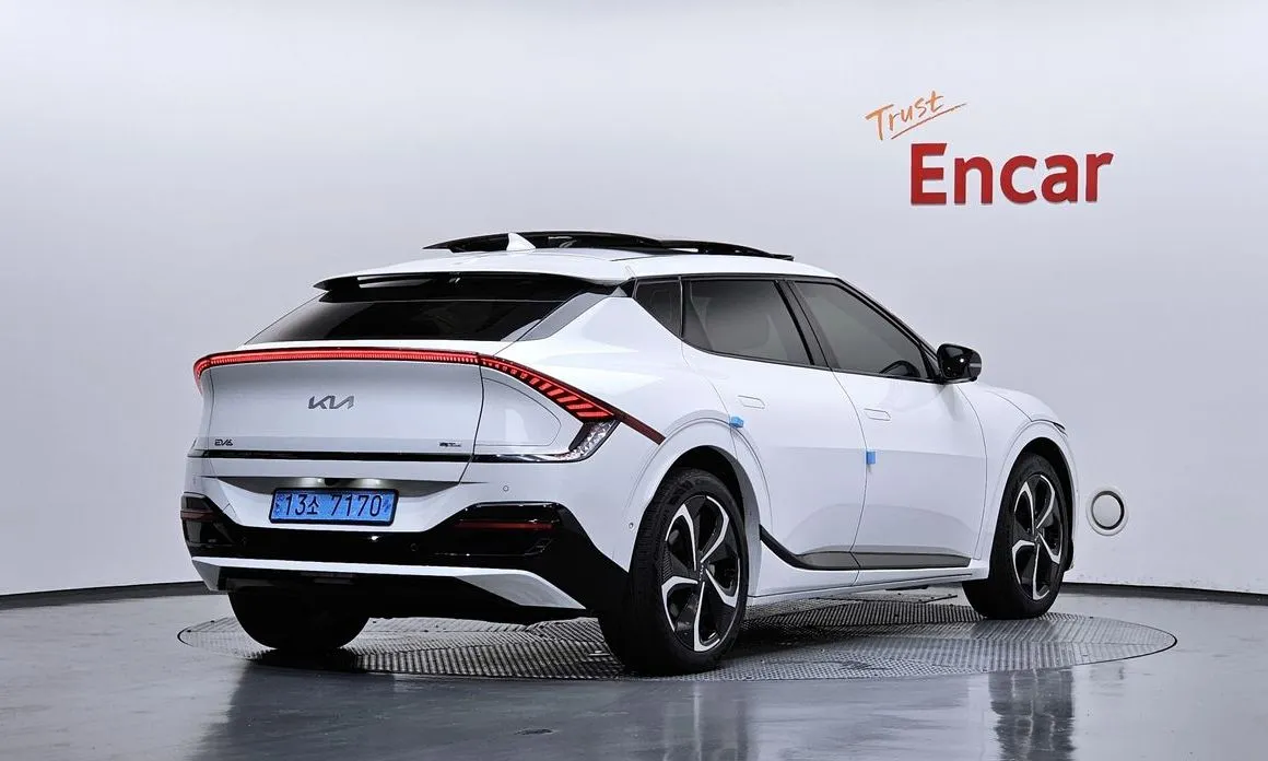 Kia EV6 — фото 5