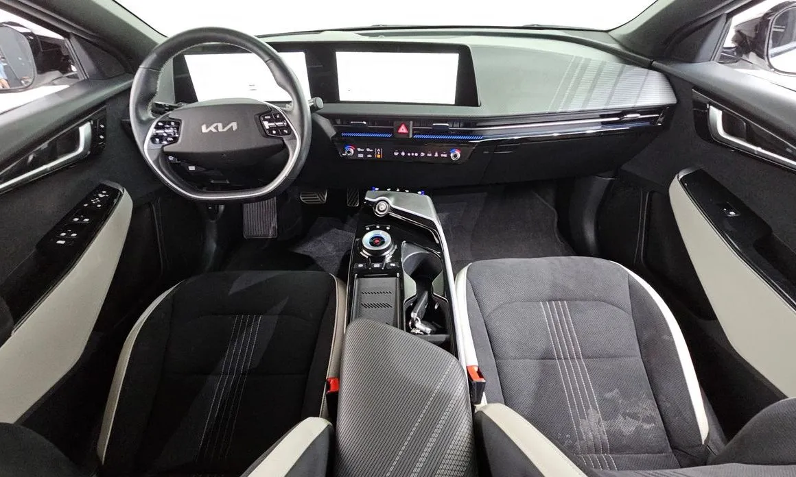 Kia EV6 — фото 9