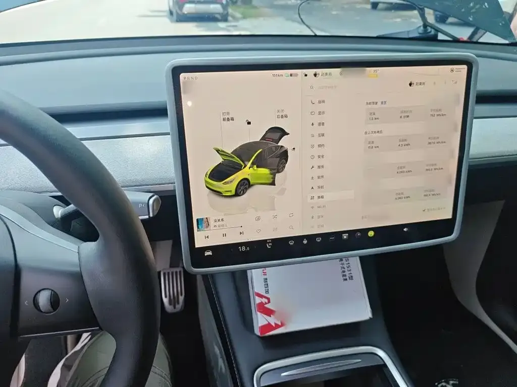 Tesla Model Y — фото 6