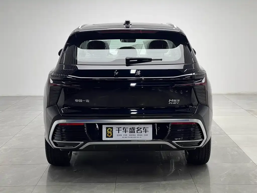 Hongqi HS3 PHEV — фото 2