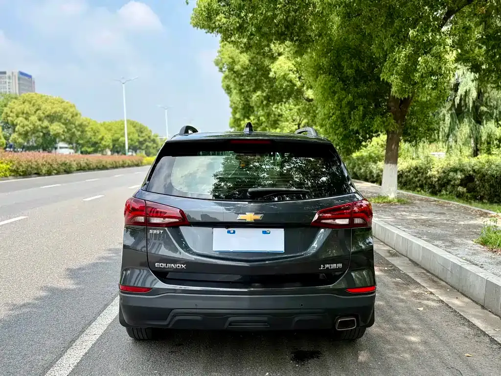 Chevrolet Equinox 2022 из CN, фото 6