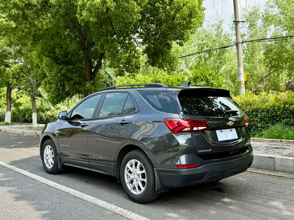 Chevrolet Equinox 2022 из CN, фото 9