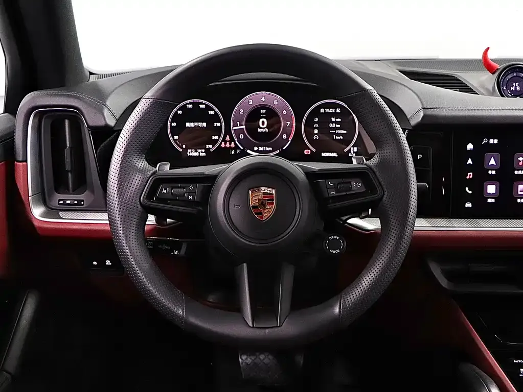 Porsche Cayenne — фото 5