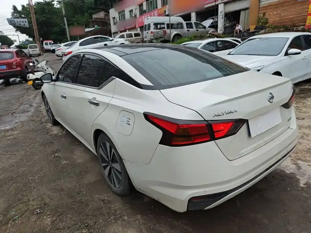 Nissan Teana 2021 из CN, фото 4