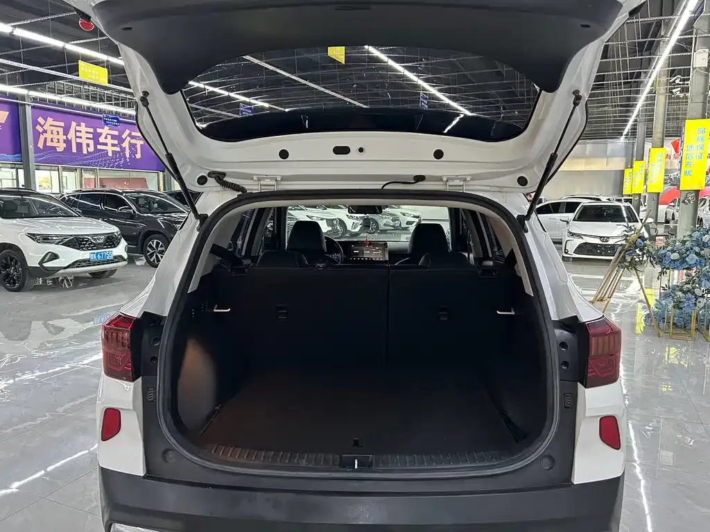 Kia KX3 2022 из CN, фото 10