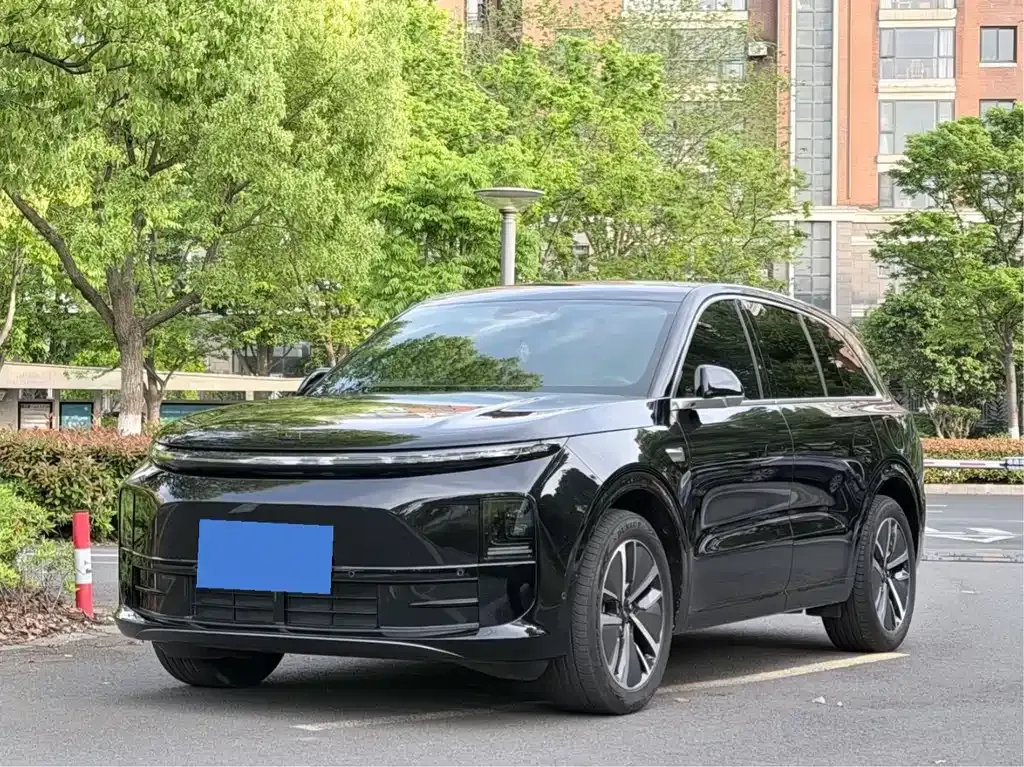 Li Auto L6