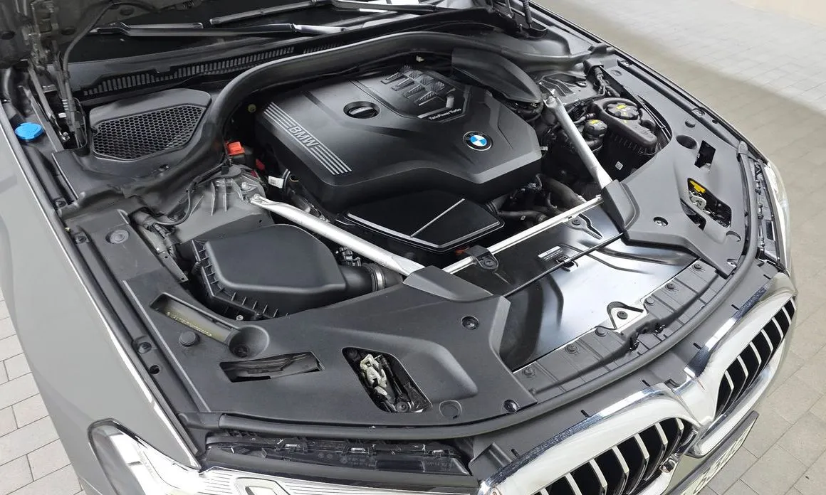 BMW 5-Series 2021 из KR, фото 9