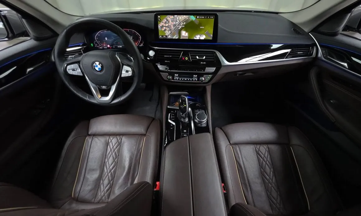 BMW 5-Series 2021 из KR, фото 4