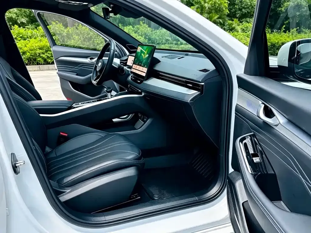 Geely Xingrui 2025 из CN, фото 2
