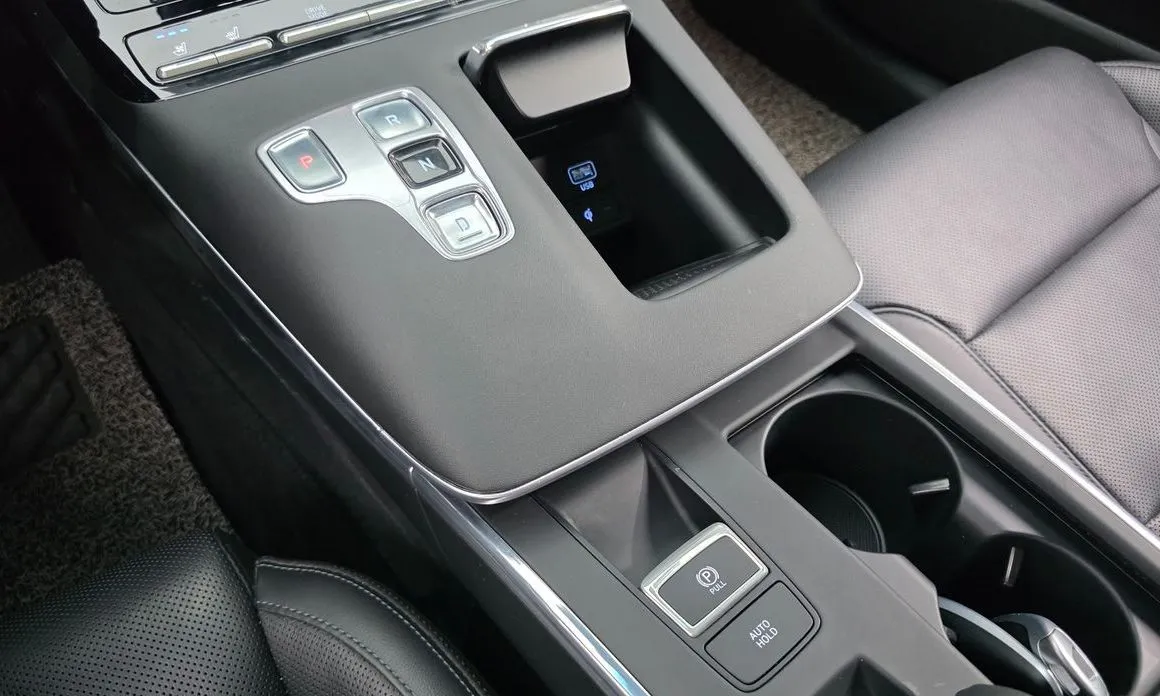 Hyundai Grandeur — фото 10