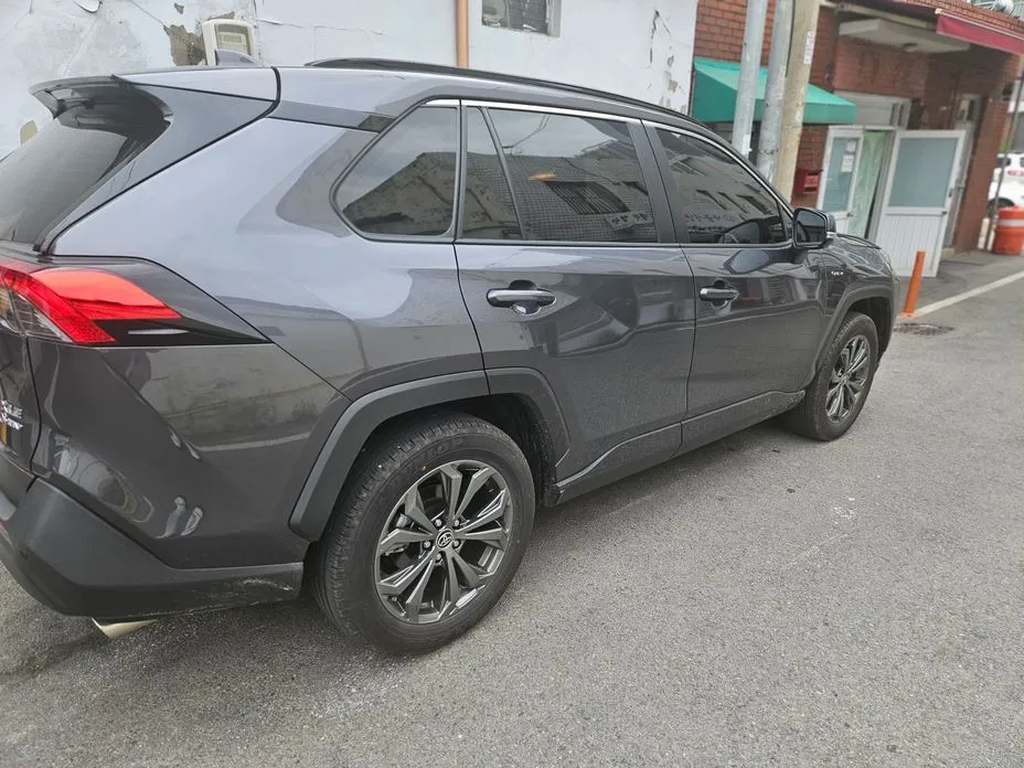 Toyota RAV4 — фото 6