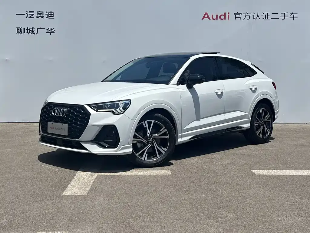 Audi Q3 Sportback — фото 1
