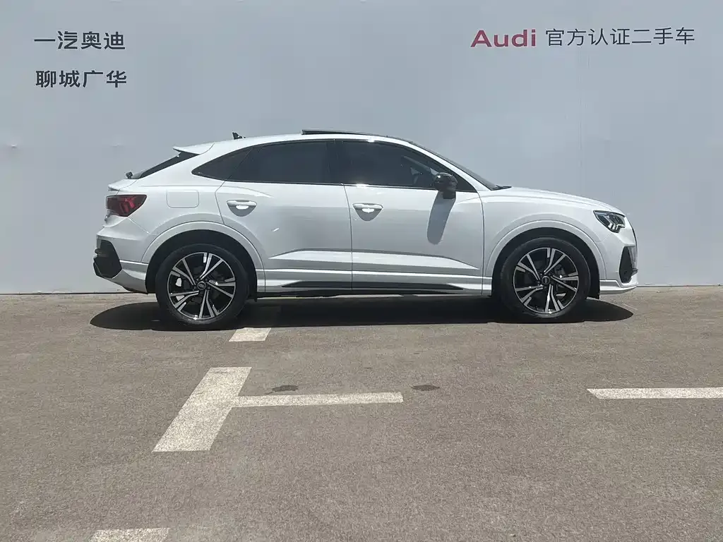 Audi Q3 Sportback — фото 4